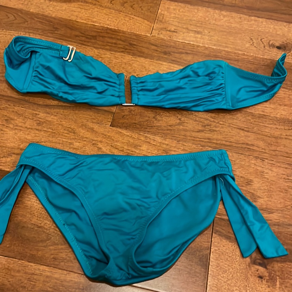 Teal strapless bikini.